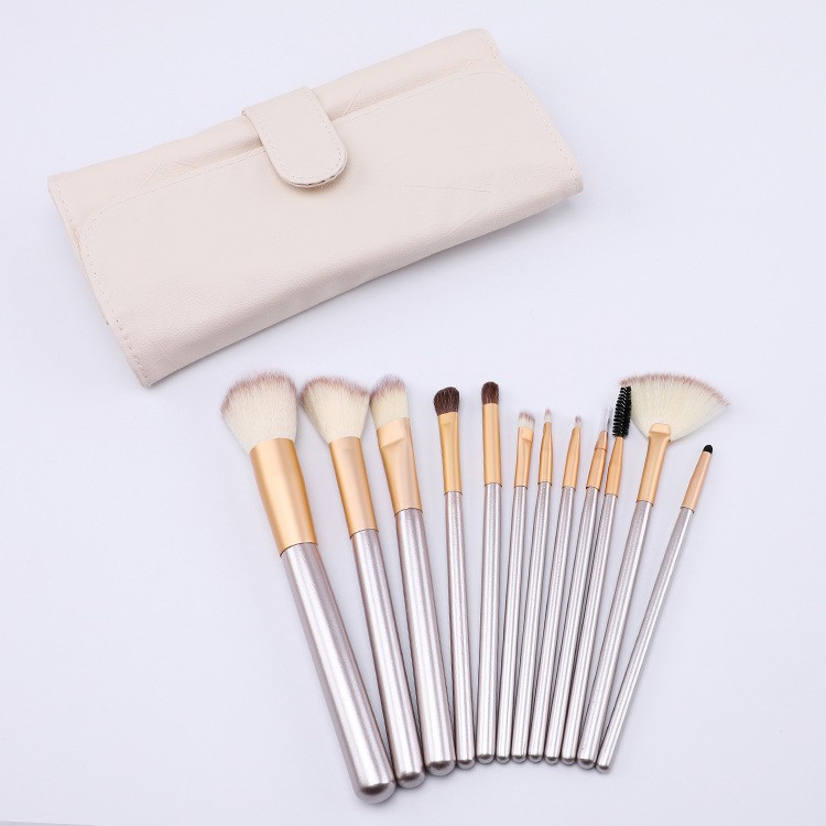 beige-champagne-makeup-brush-set