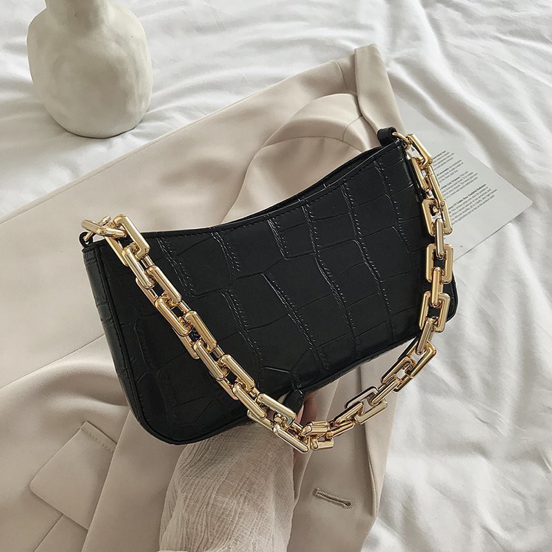 New Trendy Fashion Net Red Crocodile Pattern Handbag Shoulder Bag Ins Chain Armpit Female Bag BLACK 